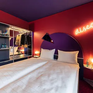 Otel Ibis Styles Perlach Münih